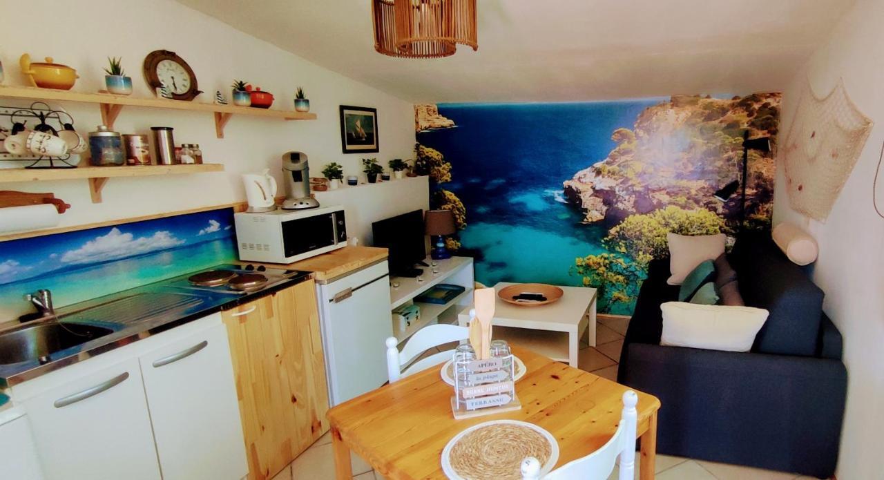 De La Baie Apartment
